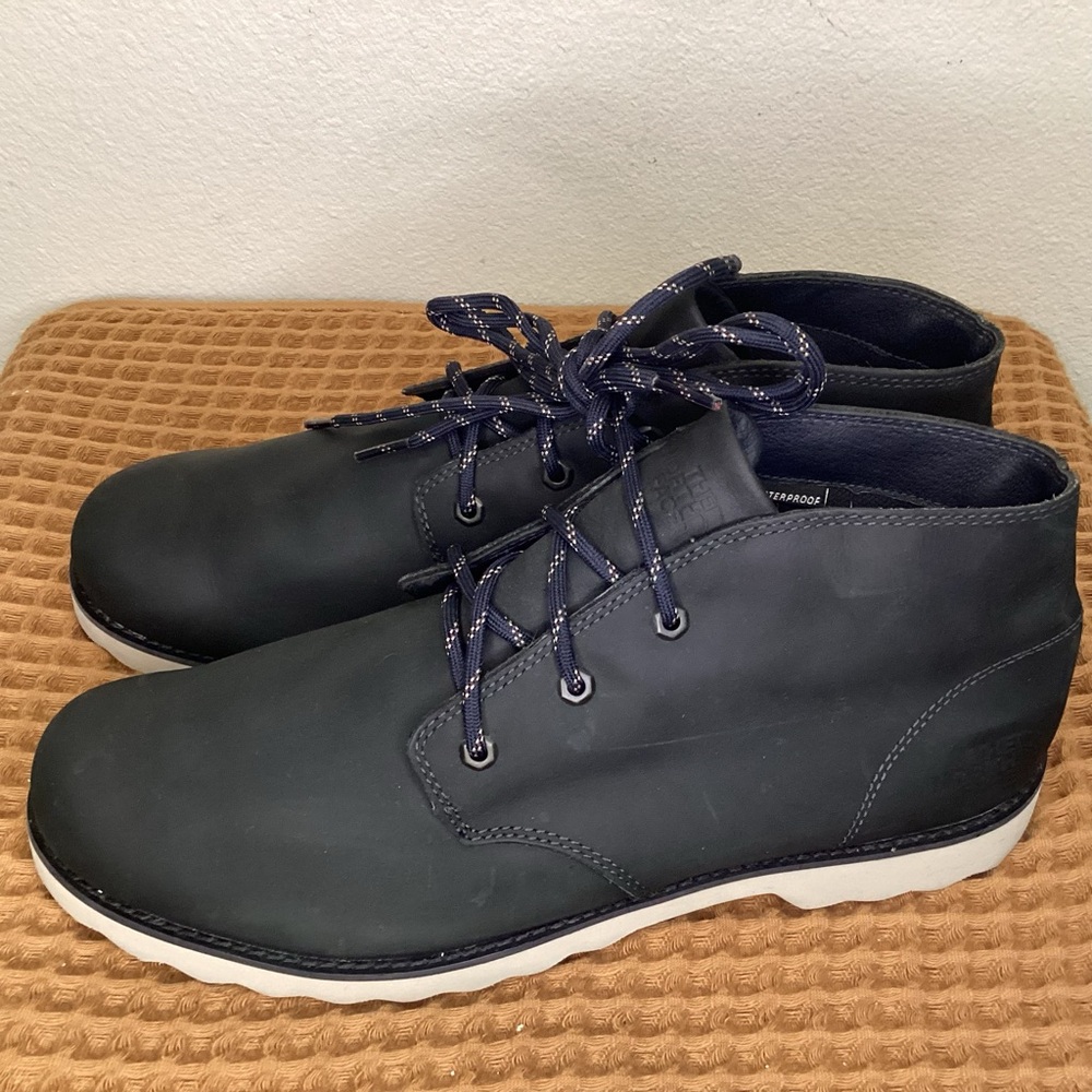The North Face Mens Size 12 Shoes Navy Blue Suede Chukka Outdoor Hiking Boots